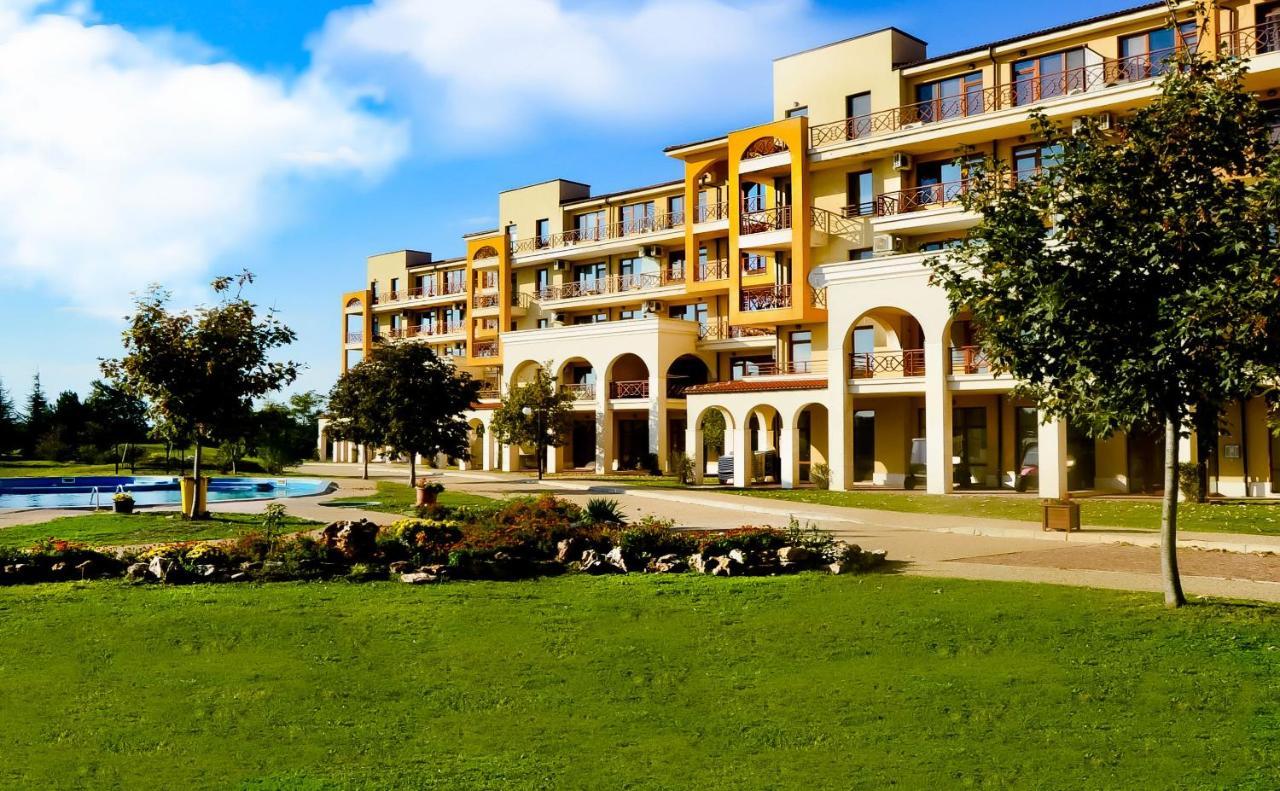 Lighthouse Golf Resort, 75 Mp2, With Balcony Balchik Bagian luar foto